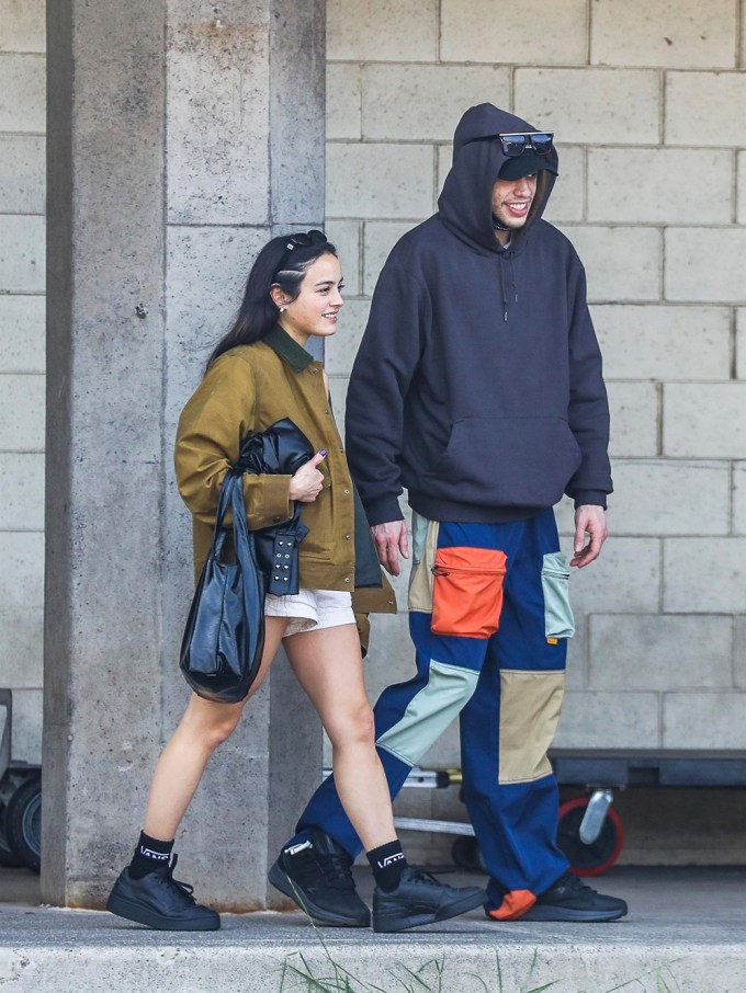 Pete Davidson & Chase Sui Wonders Leave Hawaii