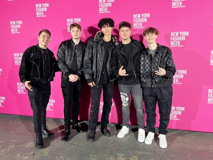 Boyband “No Lonely Hearts”