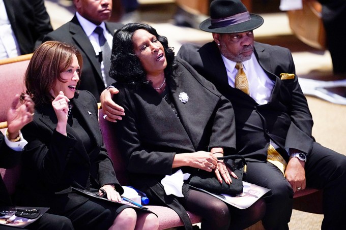 Kamala Harris Sits With Tyre Nichols’ Parents