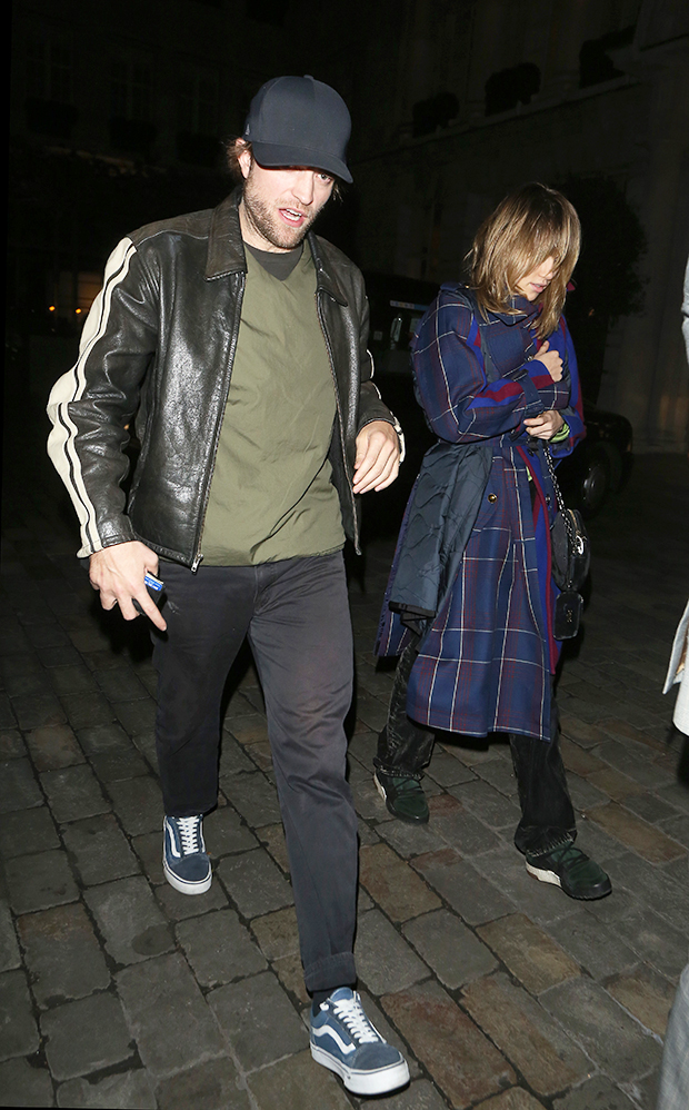 Suki Waterhouse