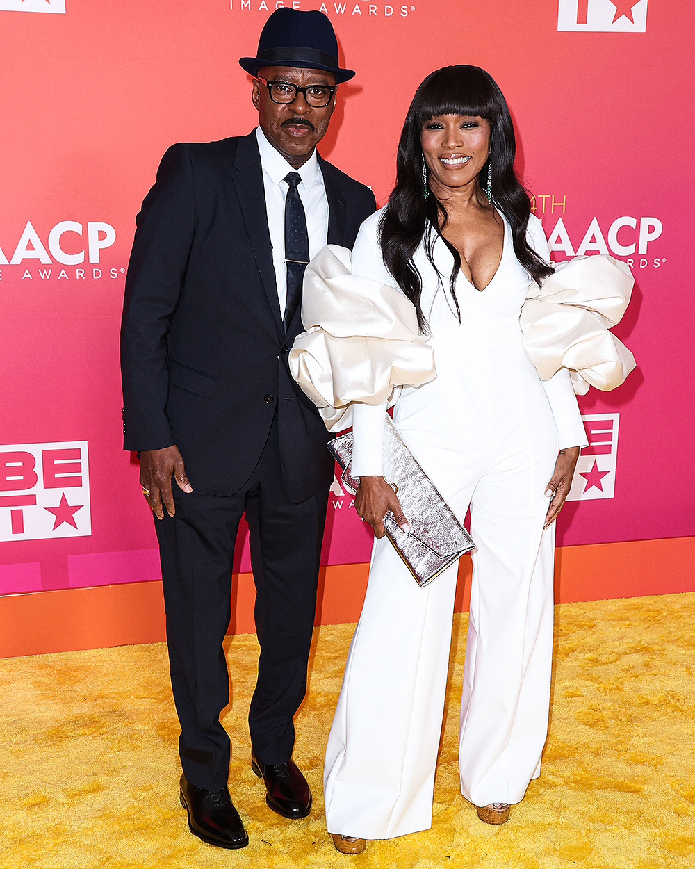 PASADENA, LOS ANGELES, CALIFORNIA, USA - FEBRUARY 25: 54th Annual NAACP Image Awards held at the Pasadena Civic Auditorium on February 25, 2023 in Pasadena, Los Angeles, California, United States. (Photo by Xavier Collin/Image Press Agency)

Pictured: Courtney B. Vance,Angela Bassett,Zendaya
Ref: SPL5525599 260223 NON-EXCLUSIVE
Picture by: Xavier Collin/Image Press Agency / SplashNews.com

Splash News and Pictures
USA: +1 310-525-5808
London: +44 (0)20 8126 1009
Berlin: +49 175 3764 166
photodesk@splashnews.com

World Rights, No Italy Rights