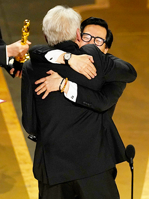 ke huy quan and harrison ford oscars 2023