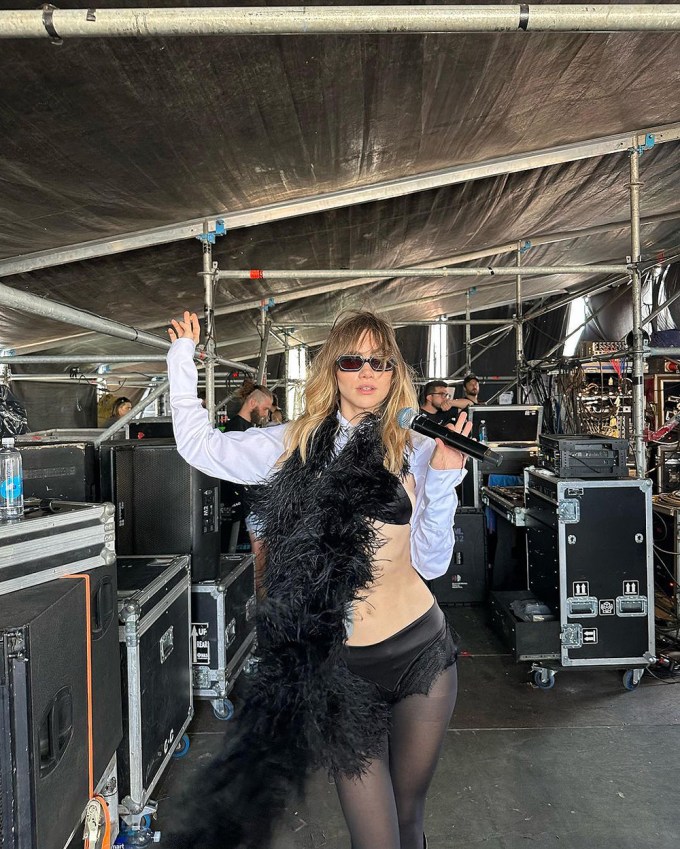Suki Waterhouse
