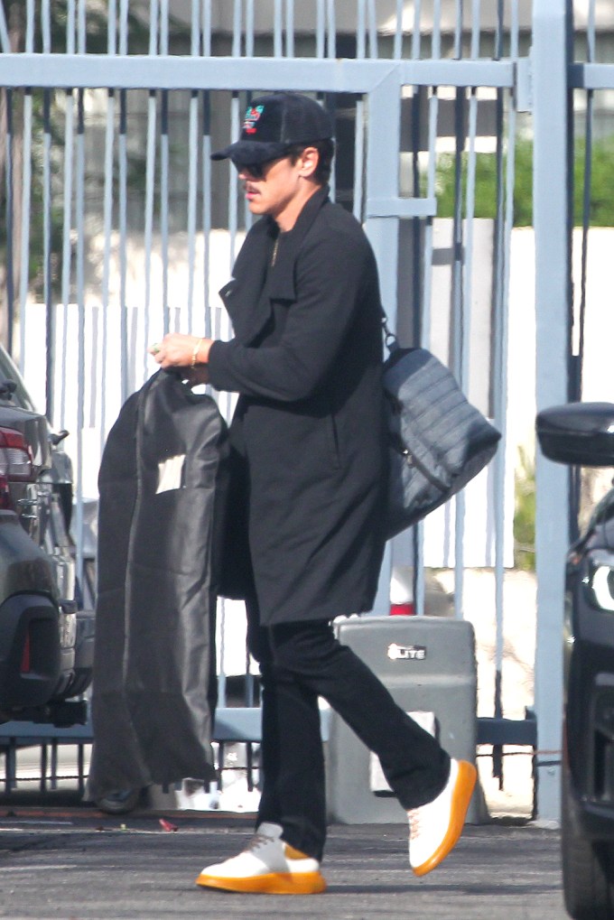 Tom Sandoval walking