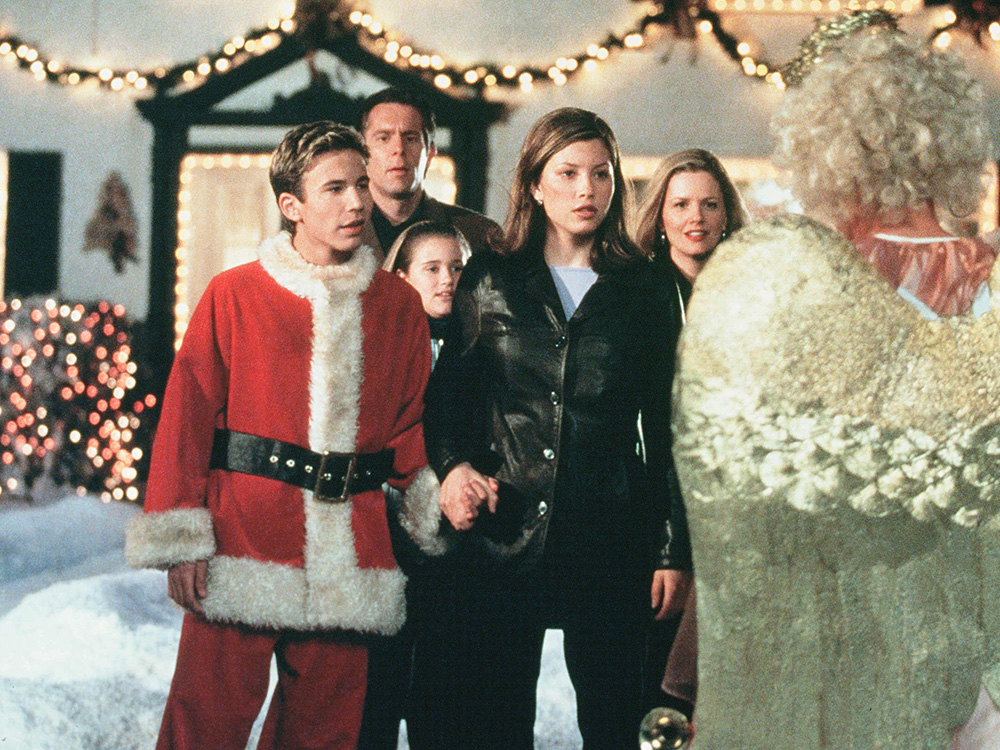 Editorial use only. No book cover usage.Mandatory Credit: Photo by Alan Markfield/Walt Disney/Kobal/Shutterstock (5877310d)Jonathan Taylor Thomas, Gary Cole, Lauren Maltby, Jessica Biel, Eve GordonI'll Be Home For Christmas - 1998Director: Arlene SanfordWalt DisneyUSAScene StillDrama