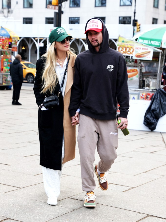 Kelsea Ballerini & Chase Stokes Walking In NYC