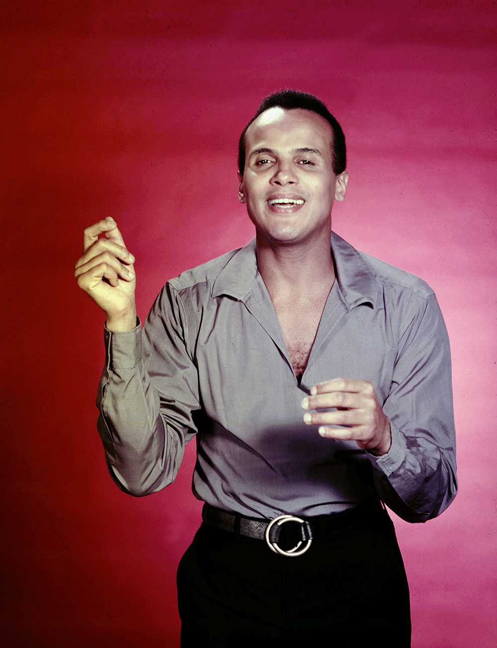 Editorial use only. No book cover usage.Mandatory Credit: Photo by Kobal/Shutterstock (5858536a)Harry BelafonteHarry Belafonte - 1955Portrait