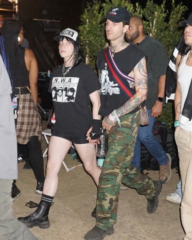 Indio, CA  - *EXCLUSIVE*  - Billie Eilish at the third night of the 2023 Coachella Valley Music and Arts Festival in Indio, California.Pictured: Billie EilishBACKGRID USA 17 APRIL 2023 USA: +1 310 798 9111 / usasales@backgrid.comUK: +44 208 344 2007 / uksales@backgrid.com*UK Clients - Pictures Containing ChildrenPlease Pixelate Face Prior To Publication*