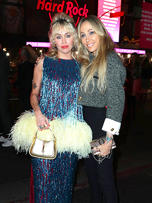 Miley Cyrus Tish Cyrus