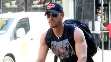 Justin Theroux rocks Selena Gomez shirt