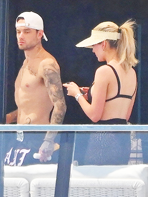 Liam Payne Kate Cassidy PDA