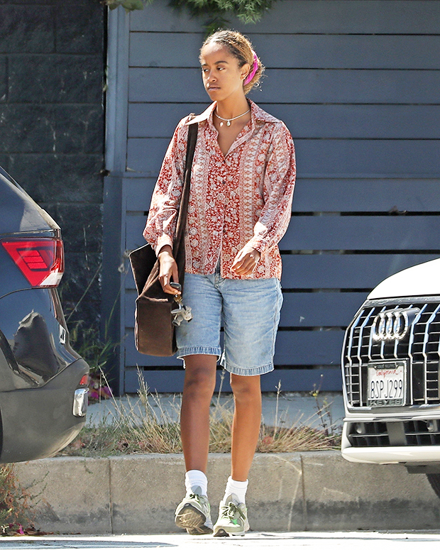 Malia Obama shopping Los Angeles