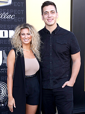 Tori Kelly