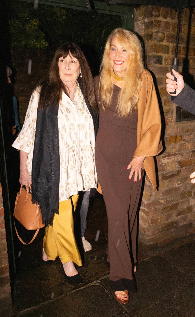 Anjelica Huston & Jerry Hall