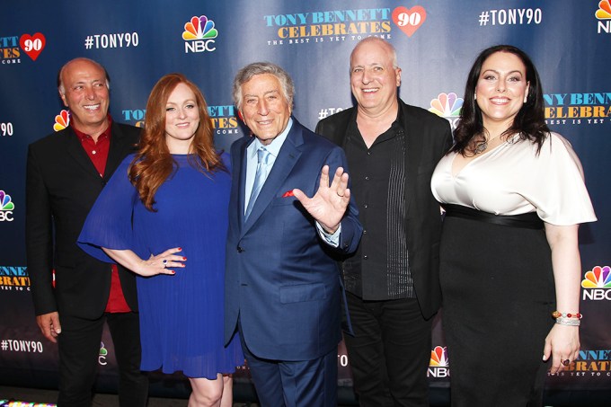 Tony Bennett with his children