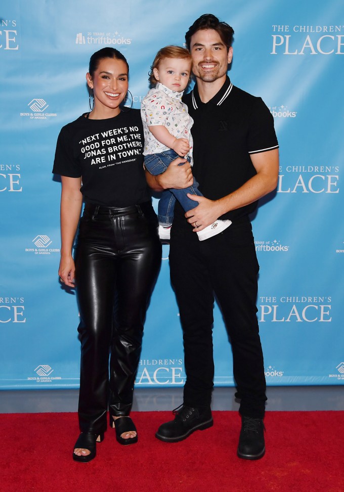 Ashley Iaconetti, Jared Haibon & Their Son Dawson