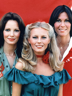 Jaclyn Smith & Kate Jackson Stage Charlie’s Angels Reunion: Rare Video