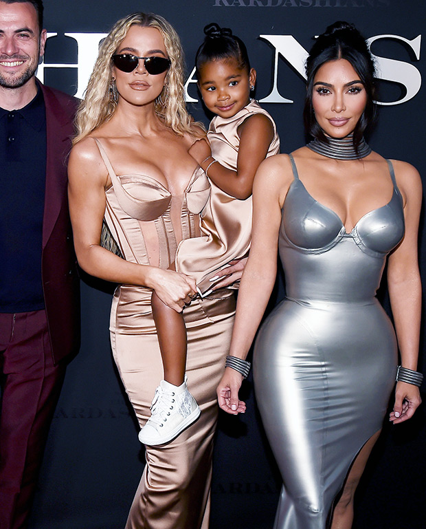 Khloe Kardashian, True Thompson, Kim Kardashian