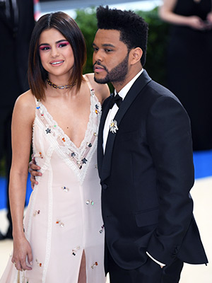 Selena Gomez’s Fans Say ‘Single Soon’ Is About The Weeknd Romance
