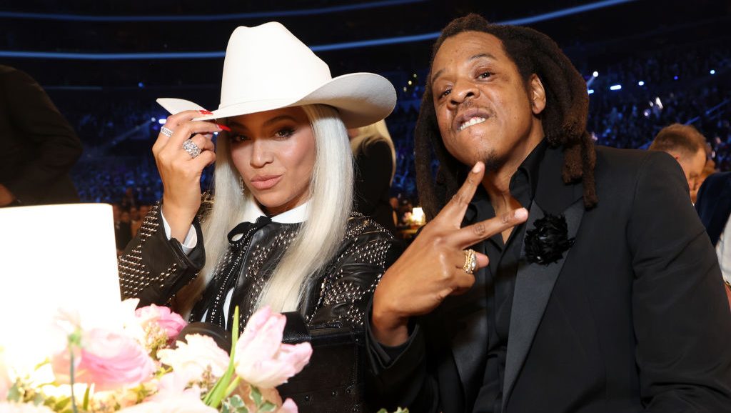 LOS ANGELES, CALIFORNIA - FEBRUARY 04: (L-R) Beyoncé and Jay-Z attend the 66th GRAMMY Awards at Crypto.com Arena on February 04, 2024 in Los Angeles, California. (Photo by Kevin Mazur/Getty Images for The Recording Academy)