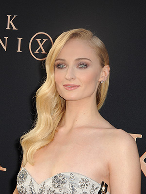 sophie turner cleanser