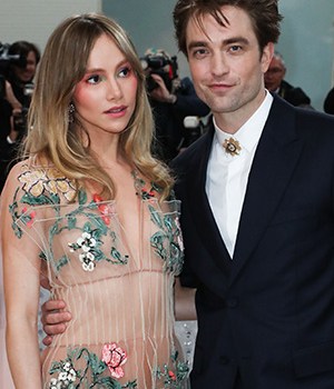 Suki Waterhouse Rob Pattinson