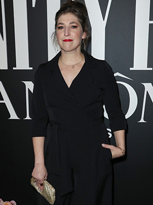 Mayim Bialik Reveals She’s Leaving 'Jeopardy!' in Bombshell Post