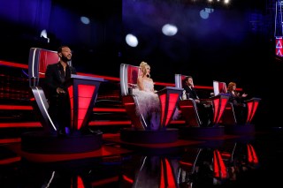 THE VOICE -- "Live Finale Part 1” Episode 2422A -- Pictured: (l-r) John Legend, Gwen Stefani, Niall Horan, Reba McEntire -- (Photo by: Trae Patton/NBC)