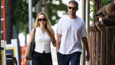 NEW YORK, NEW YORK - AUGUST 22: Jennifer Lawrence (L) and Cooke Maroney are seen in the Upper West Side on August 22, 2023 in New York City. (Photo by Gotham/GC Images)