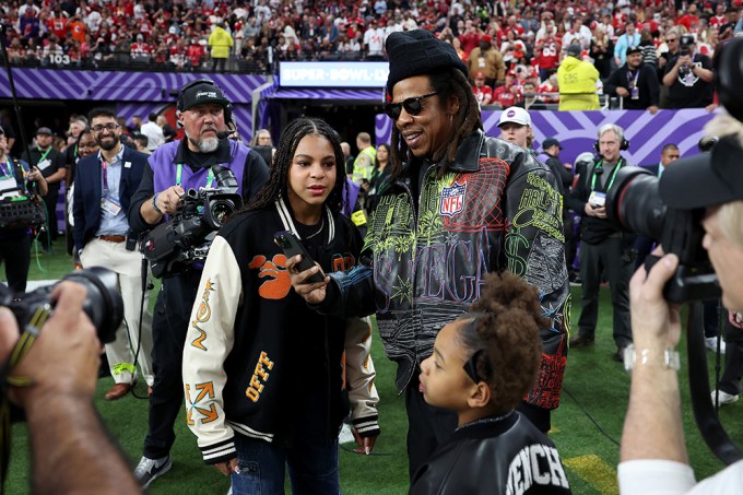 Jay-Z With Blue Ivy and Rumi