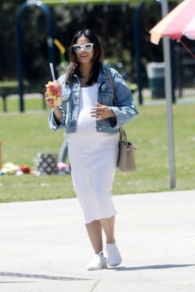 Jenna Dewan at the Park