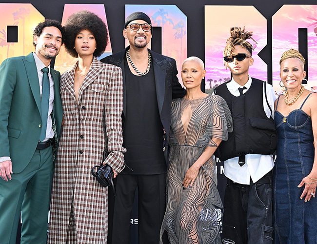 Trey Smith, Willow Smith, Will Smith, Jada Pinkett Smith, Jaden Smith and Adrienne Banfield-Norris