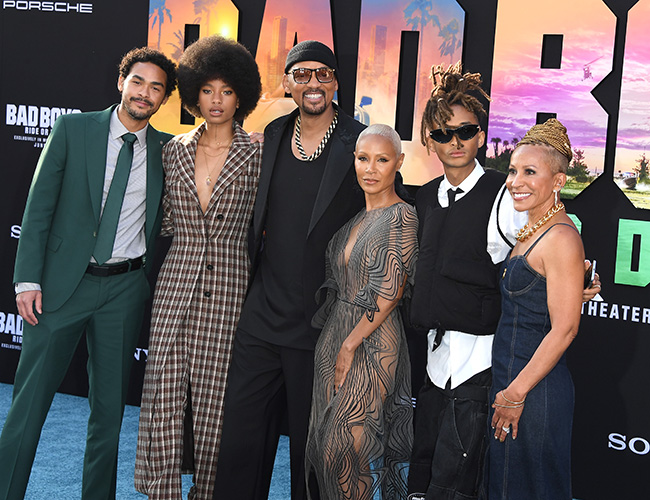 Trey Smith, Willow Smith, Will Smith, Jada Pinkett Smith, Jaden Smith and Adrienne Banfield-Norris