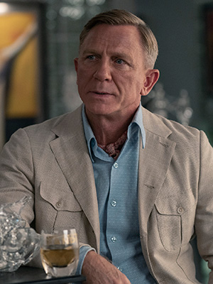 Daniel Craig in Glass Onion