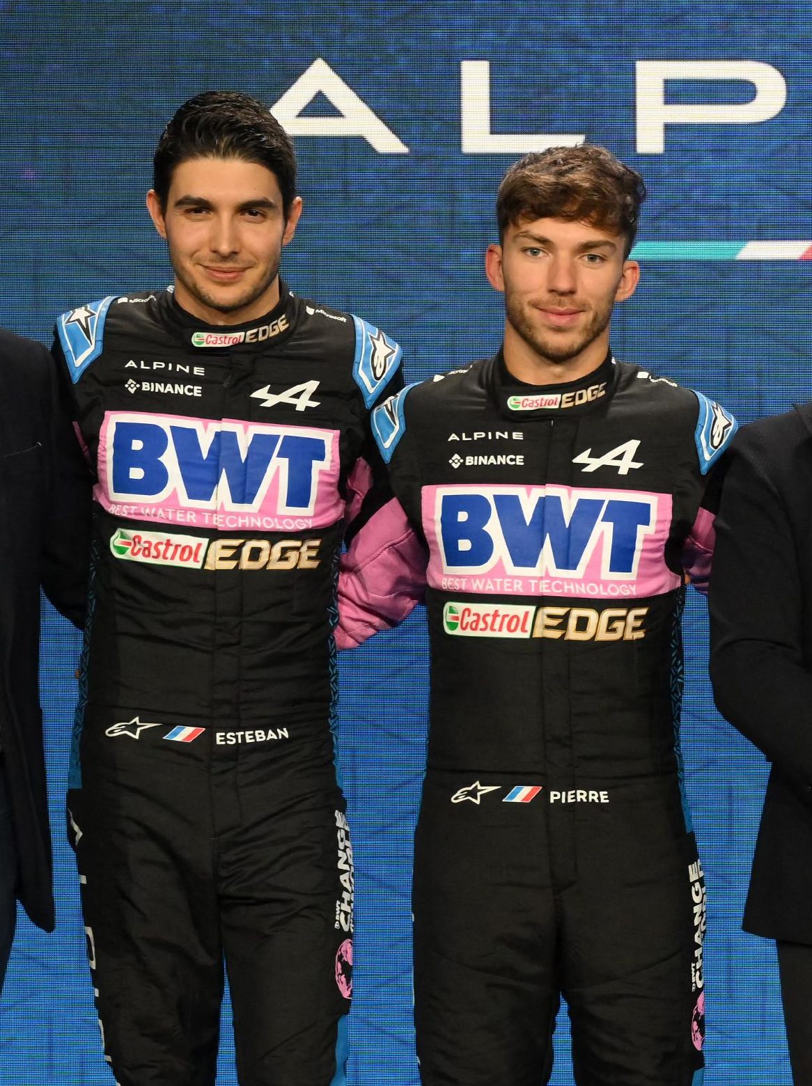 Renault Group's Chief Executive Luca De Meo (C), CEO of Alpine F1, Laurent Rossi (2R), French drivers Pierre Gasly (3L) and Esteban Ocon (2L), British Technical Chief Pat Fry (L) and French football coach and former football player Zinedine Zidane pose during BWT Alpine F1's 2023 season launch, in London on February 16, 2023. (Photo by Daniel LEAL / AFP) (Photo by DANIEL LEAL/AFP via Getty Images)