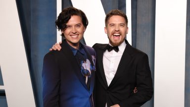 Cole Sprouse and Dylan Sprouse attend the 2022 Vanity Fair Oscar Party