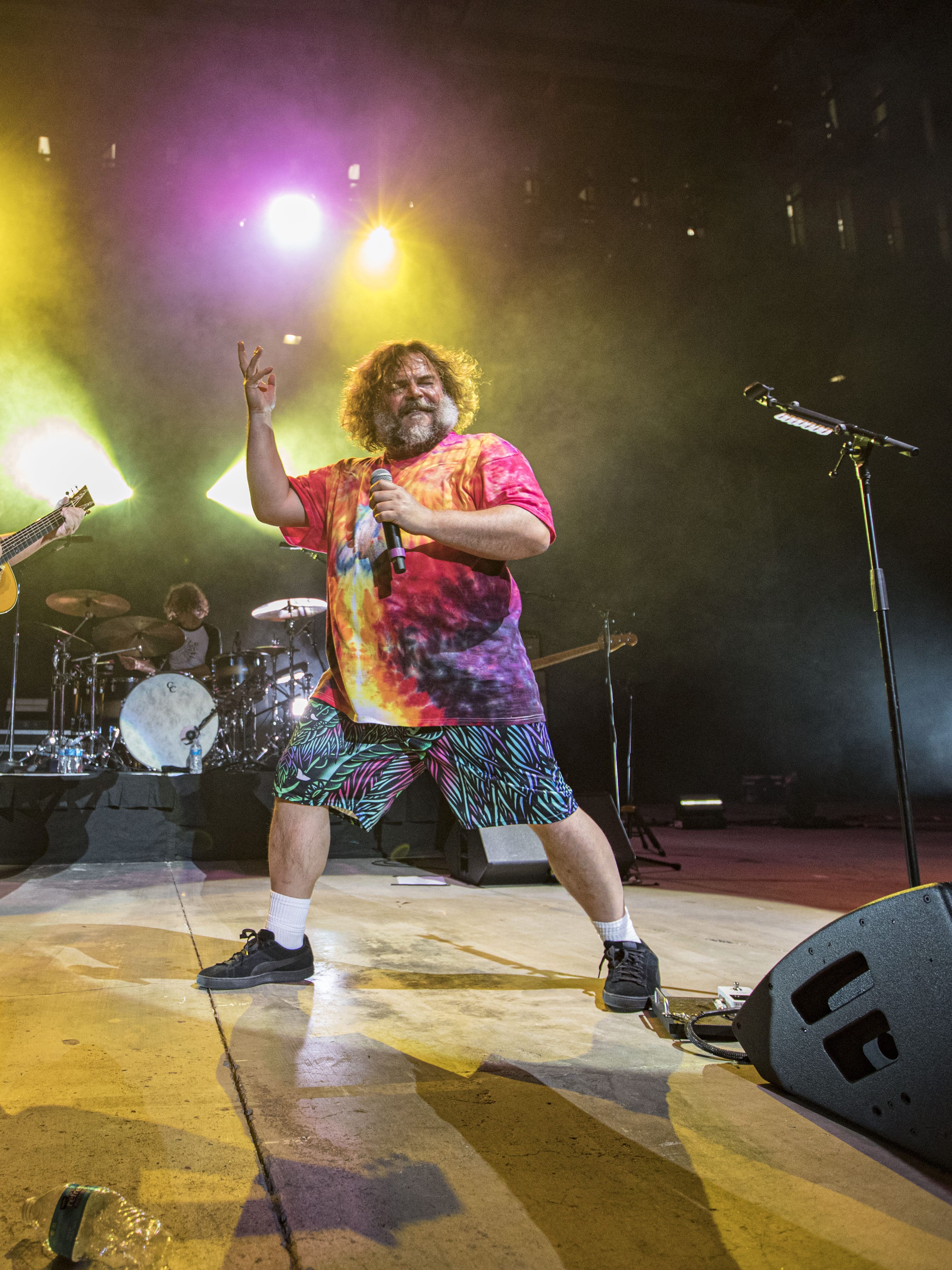 SAN DIEGO, CALIFORNIA - JUNE 26: Musicians Kyle Gass (L) and Jack Black of Tenacious D perform on stage at Cal Coast Credit Union Open Air Theatre on June 26, 2022 in San Diego, California. (Photo by Daniel Knighton/Getty Images)