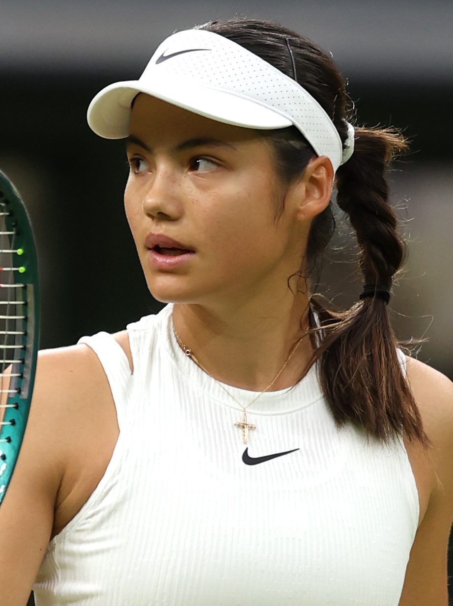LONDON, ENGLAND - JULY 05: Emma Raducanu of Great Britain celebrates as she plays against Maria Sakkari of Greece in her Ladies' Singles third round match during day five of The Championships Wimbledon 2024 at All England Lawn Tennis and Croquet Club on July 05, 2024 in London, England. (Photo by Julian Finney/Getty Images)