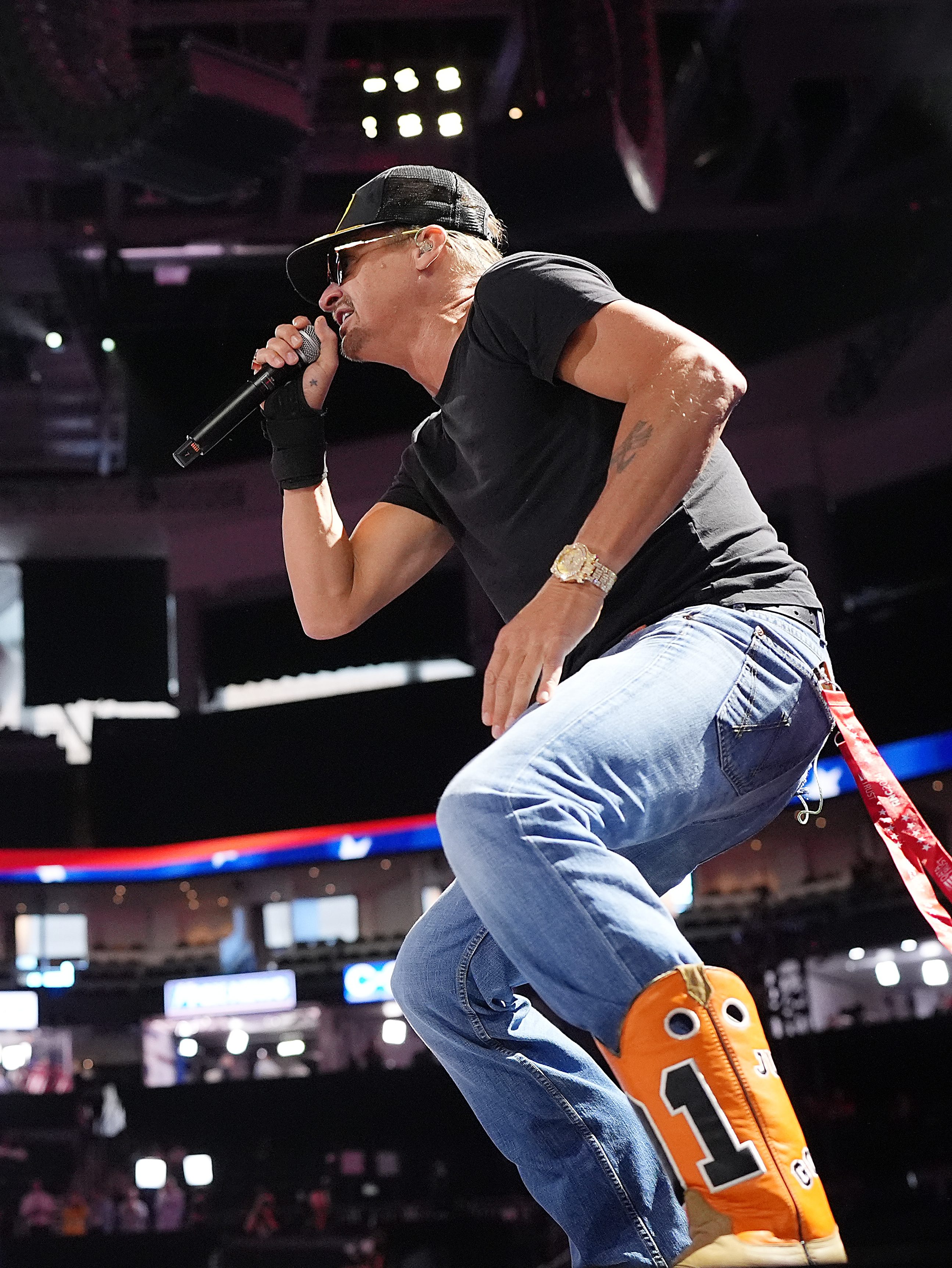 MILWAUKEE, WISCONSIN - JULY 18: Musician Kid Rock practices during preparations for the fourth day of the Republican National Convention at the Fiserv Forum on July 18, 2024 in Milwaukee, Wisconsin. Delegates, politicians, and the Republican faithful are in Milwaukee for the annual convention, concluding with former President Donald Trump accepting his party's presidential nomination. The RNC takes place from July 15-18. (Photo by Andrew Harnik/Getty Images)