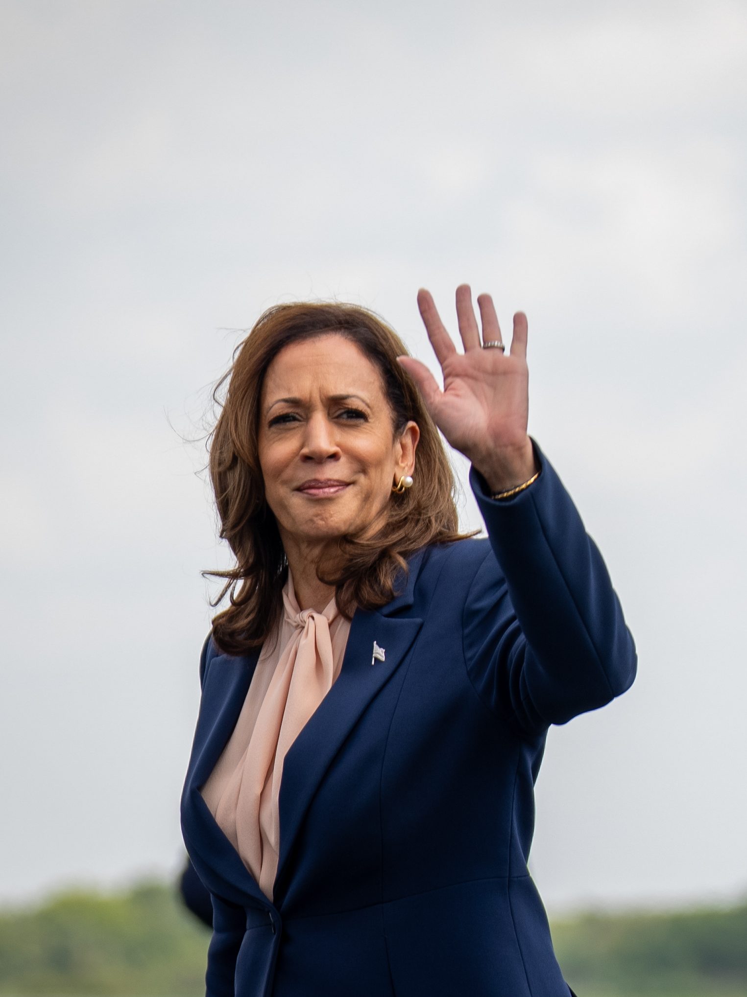 PHILADELPHIA, PENNSYLVANIA - AUGUST 6: Democratic presidential candidate, U.S. Vice President Kamala Harris arrives at Philadelphia International Airport for a campaign event at Girard College on August 6, 2024 in Philadelphia, Pennsylvania. Harris ended weeks of speculation about who her running mate would be, selecting the 60 year old midwestern Minnesota Gov. Tim Walz over other candidates. (Photo by Andrew Harnik/Getty Images)