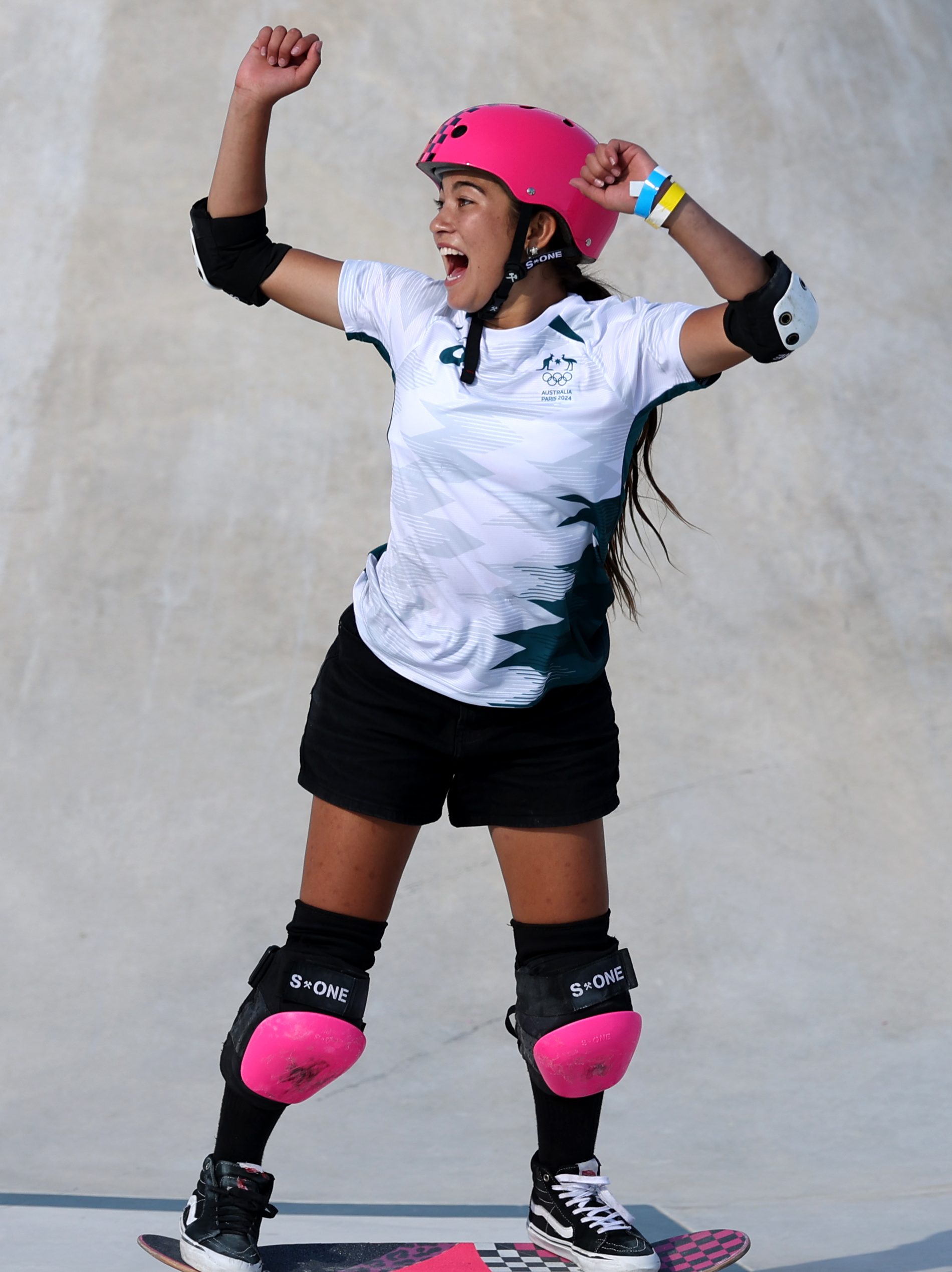PARIS, FRANCE - AUGUST 06: Arisa Trew of Team Australia celebrates during the Women's Park Final on day eleven of the Olympic Games Paris 2024 at Place de la Concorde on August 06, 2024 in Paris, France. (Photo by Julian Finney/Getty Images)