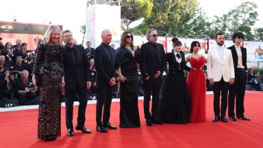 VENICE, ITALY - AUGUST 28: Cast of "Beetlejuice Beetlejuice" attend a red carpet for the movie "Beetlejuice Beetlejuice" during the 81st Venice International Film Festival at  on August 28, 2024 in Venice, Italy. (Photo by Vittorio Zunino Celotto/Getty Images)