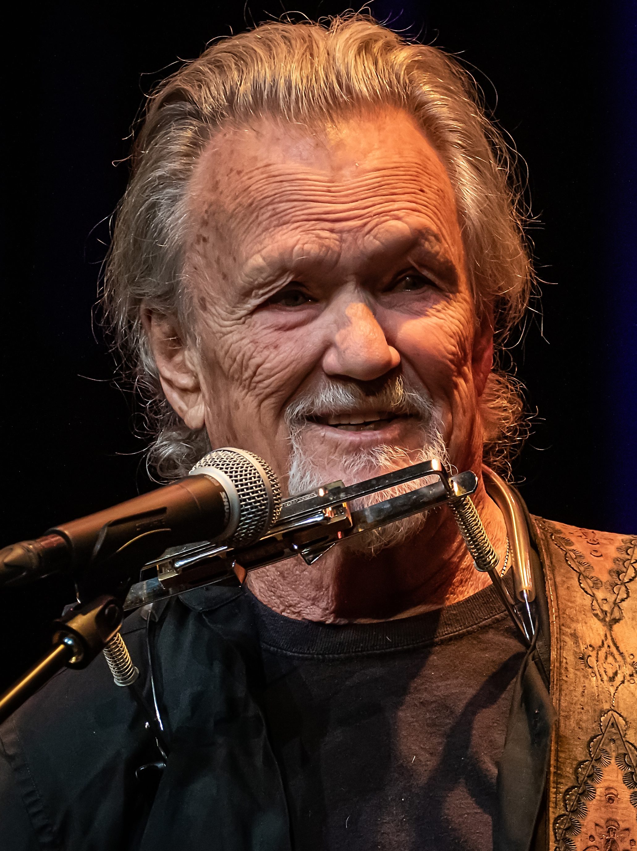 DRAMMEN, NORWAY - JUNE 02: Kris Kristofferson performs at Drammen Teater on June 2, 2019 in Drammen, Norway. (Photo by Per Ole Hagen/Redferns)