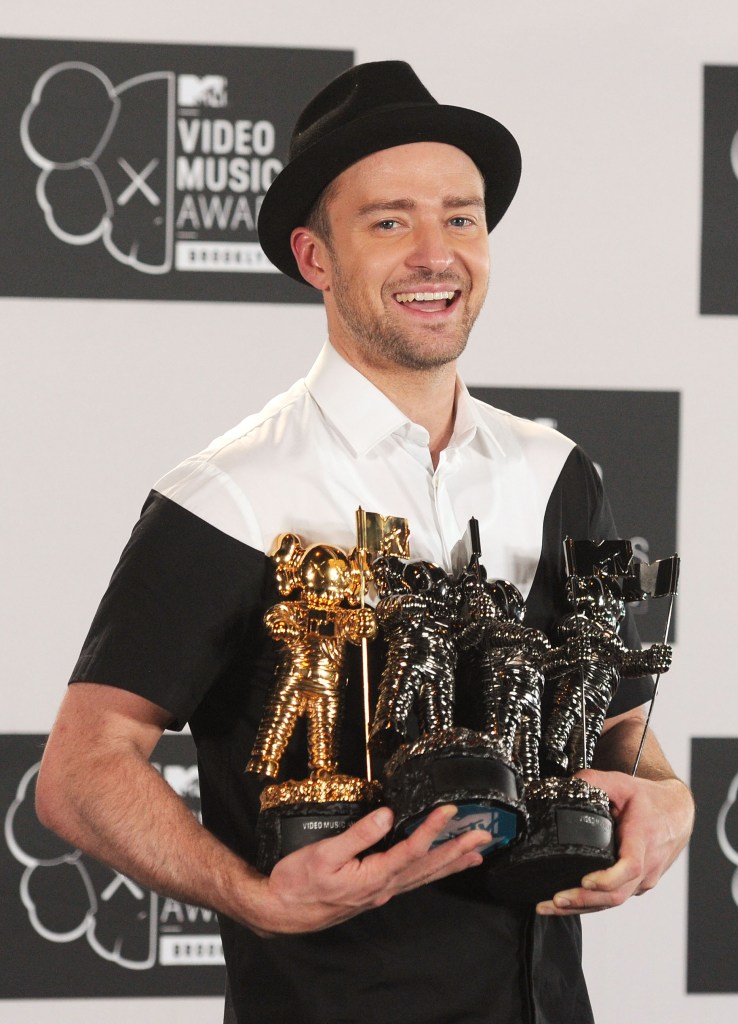 NEW YORK, NY - AUGUST 25: Justin Timberlake attends the 2013 MTV Video Music Awards at the Barclays Center on August 25, 2013 in the Brooklyn borough of New York City. (Photo by Jamie McCarthy/Getty Images for MTV)