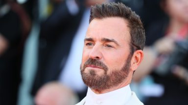 VENICE, ITALY - AUGUST 28: Justin Theroux attends the red carpet for "Beetlejuice Beetlejuice" during the 81st Venice International Film Festival at on August 28, 2024 in Venice, Italy.  (Photo by JB Lacroix/FilmMagic)