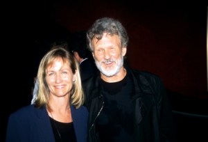 Lisa Meyers and Kris Kristofferson at premiere of 'Planet of the Apes,' New York, July 23, 2001. (Photo by Steve Eichner/Getty Images)