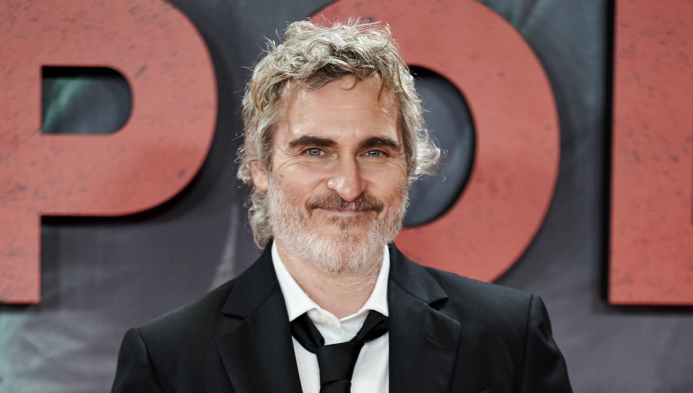 Famous Birthday - Celebrity Joaquin Phoenix born October 28, 1974