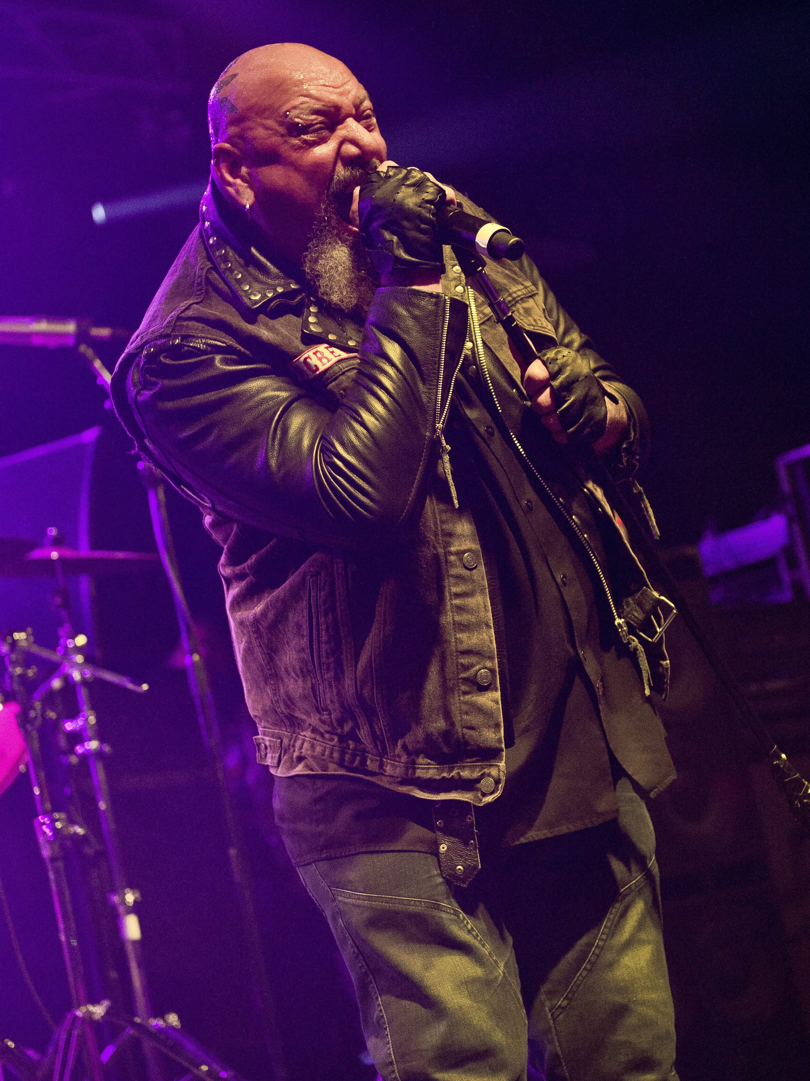PWLLHELI, UNITED KINGDOM - NOVEMBER 30: English heavy metal musician Paul Di'Anno performing live on stage at the 2013 Hard Rock Hell festival in Pwllheli, Wales, on November 30, 2013. (Photo by Kevin Nixon/Metal Hammer Magazine/Future via Getty Images/Future via Getty Images)