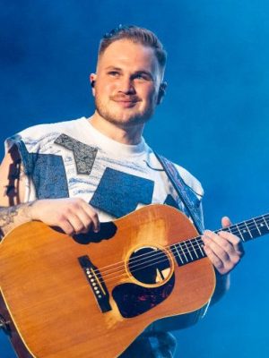 Who Are Zach Bryan's Exes? A List of His Girlfriends