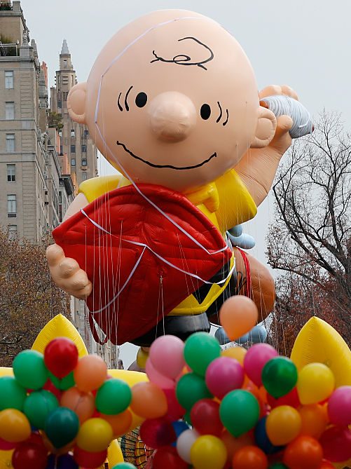 NEW YORK, NY - NOVEMBER 24: The Charlie Brown balloon leads the Macy's Annual Thanksgiving Day Parade on November 24, 2016 in New York City. (Photo by Gary Hershorn/Getty Images)